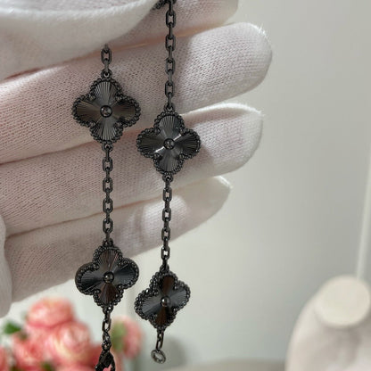[Angela Jewellery] Schwarzes Kleeblatt-Armband mit 5 Motiven 