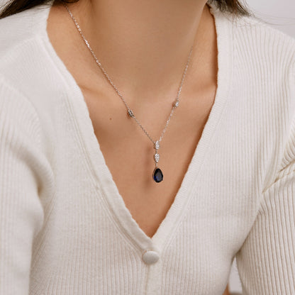 Angela Jewelry]Schillernde Halskette im Birnenschliff
