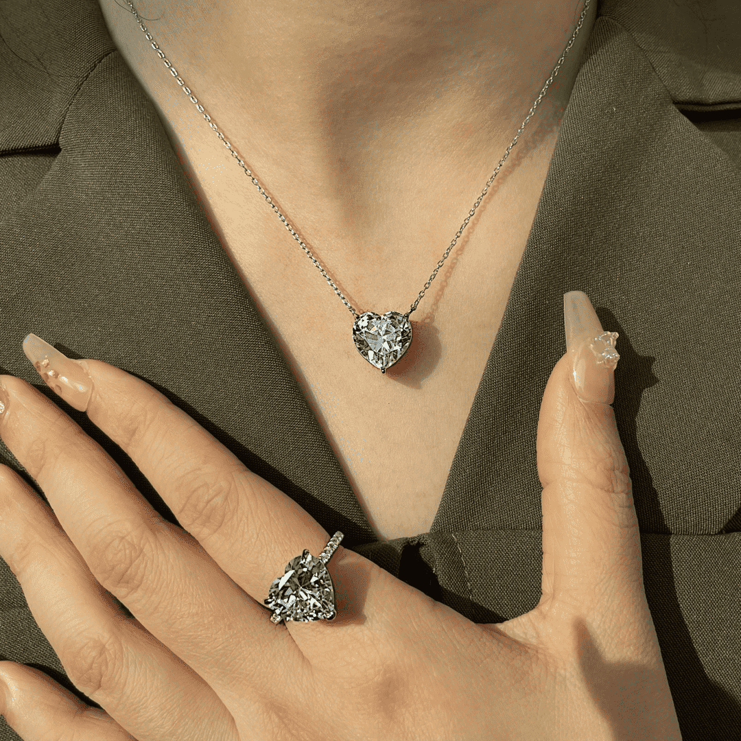 Angela Jewelry]6.0 carat Radiant Heart Shape Necklace