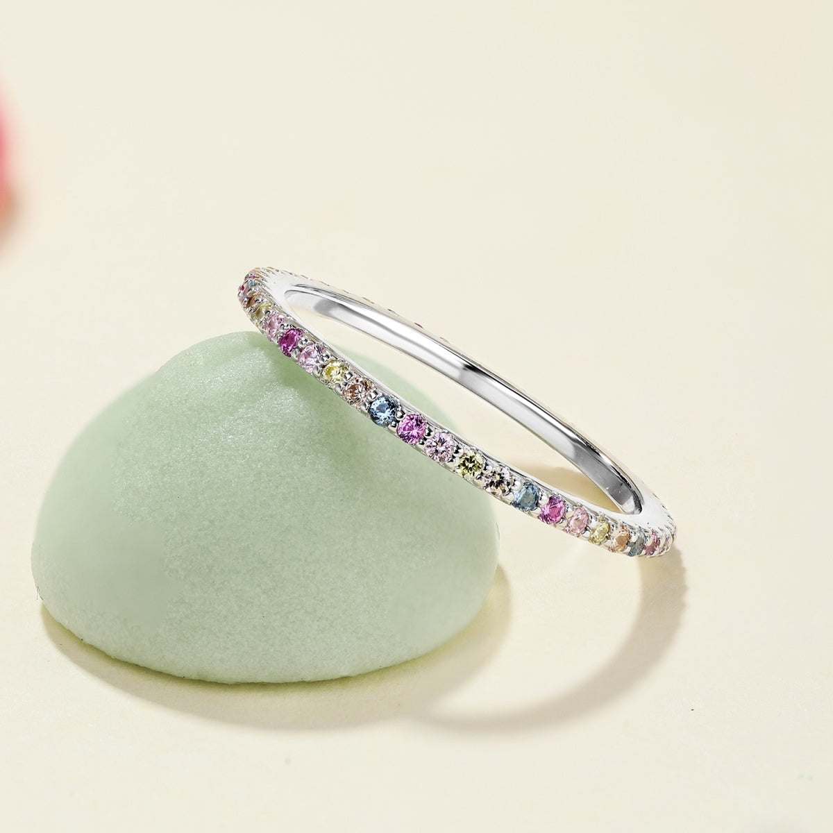 アンジェラジュエリー]華やかなカラフルなラウンドカットテニスリング