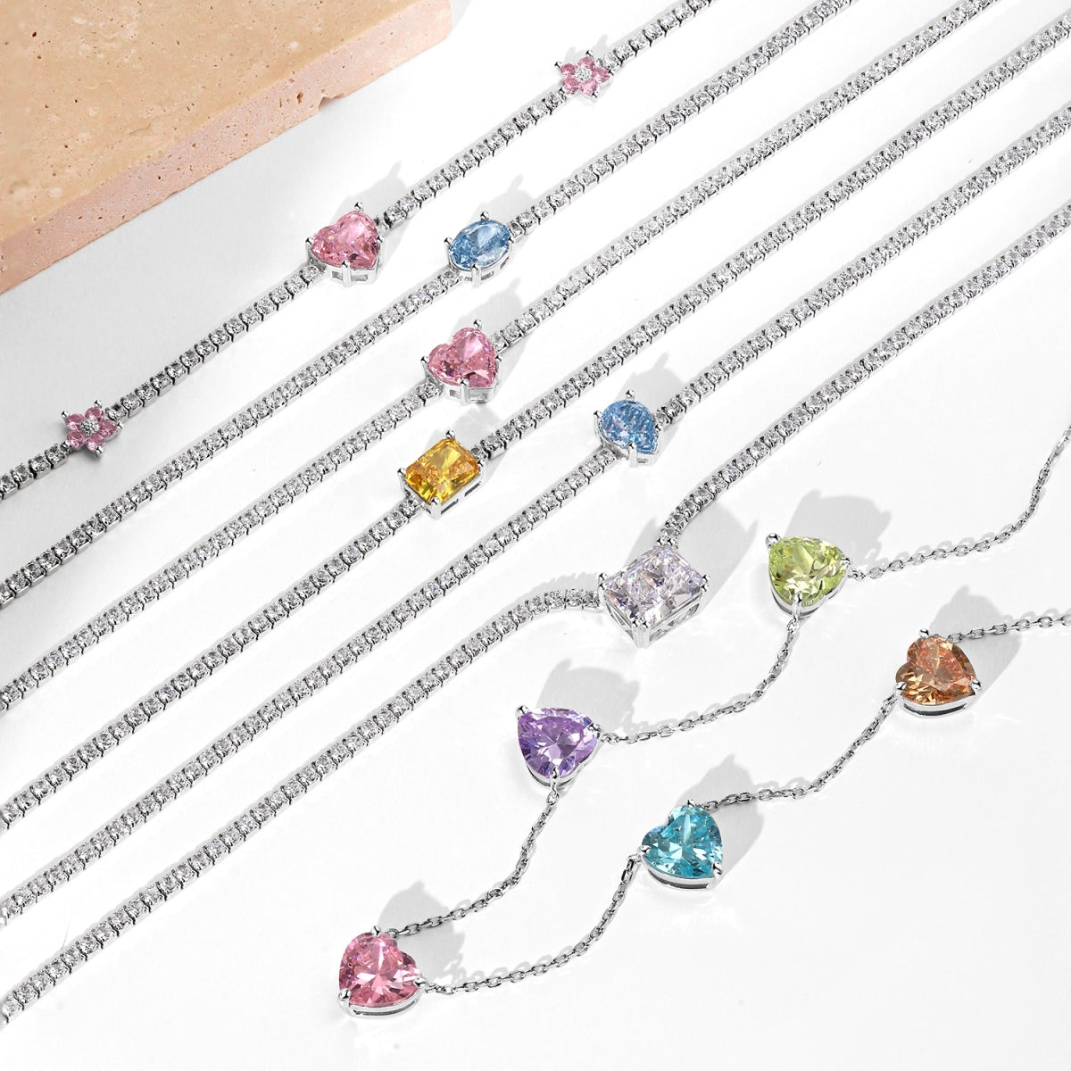 Angela Jewelry]Schillernde rosa Herz-Blumen-Halskette