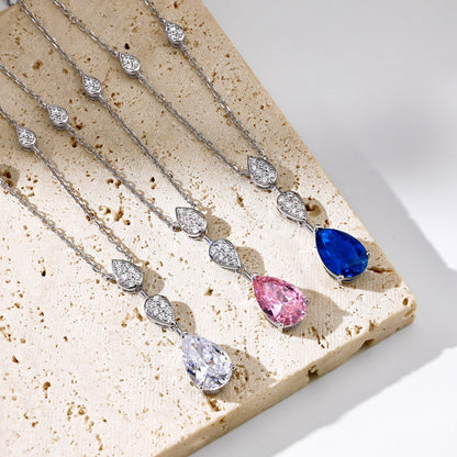 Angela Jewelry]Schillernde Halskette im Birnenschliff