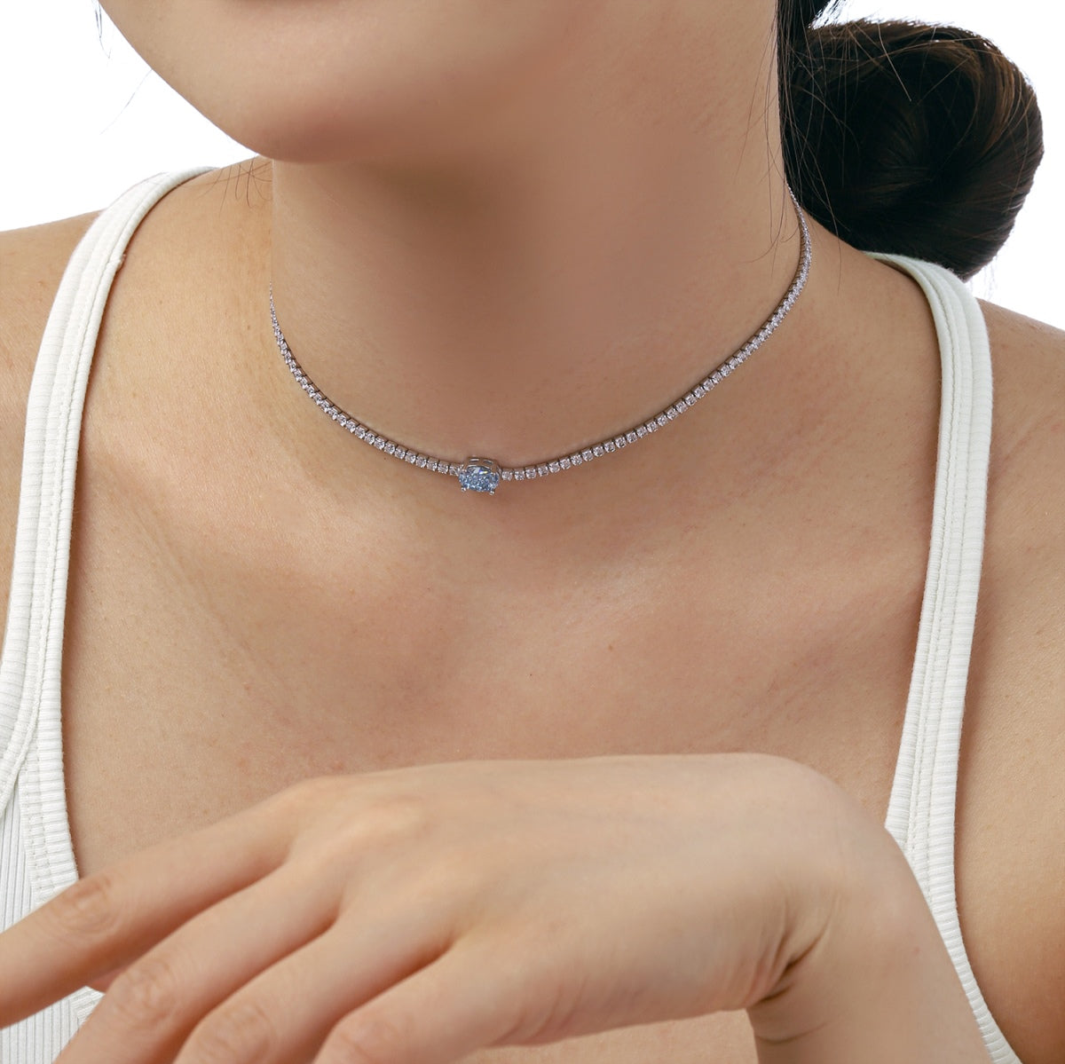 Angela Jewelry]1,0 Karat glänzende Halskette im Ovalschliff