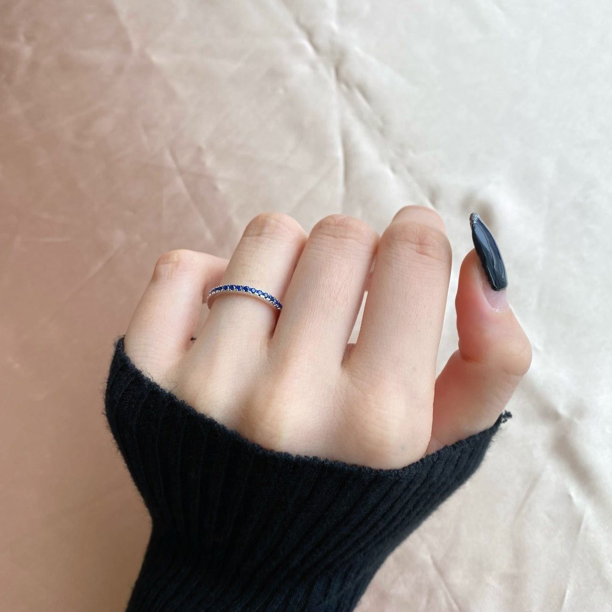 Angela Jewelry]Zarter funkelnder Alltagsring im Rundschliff