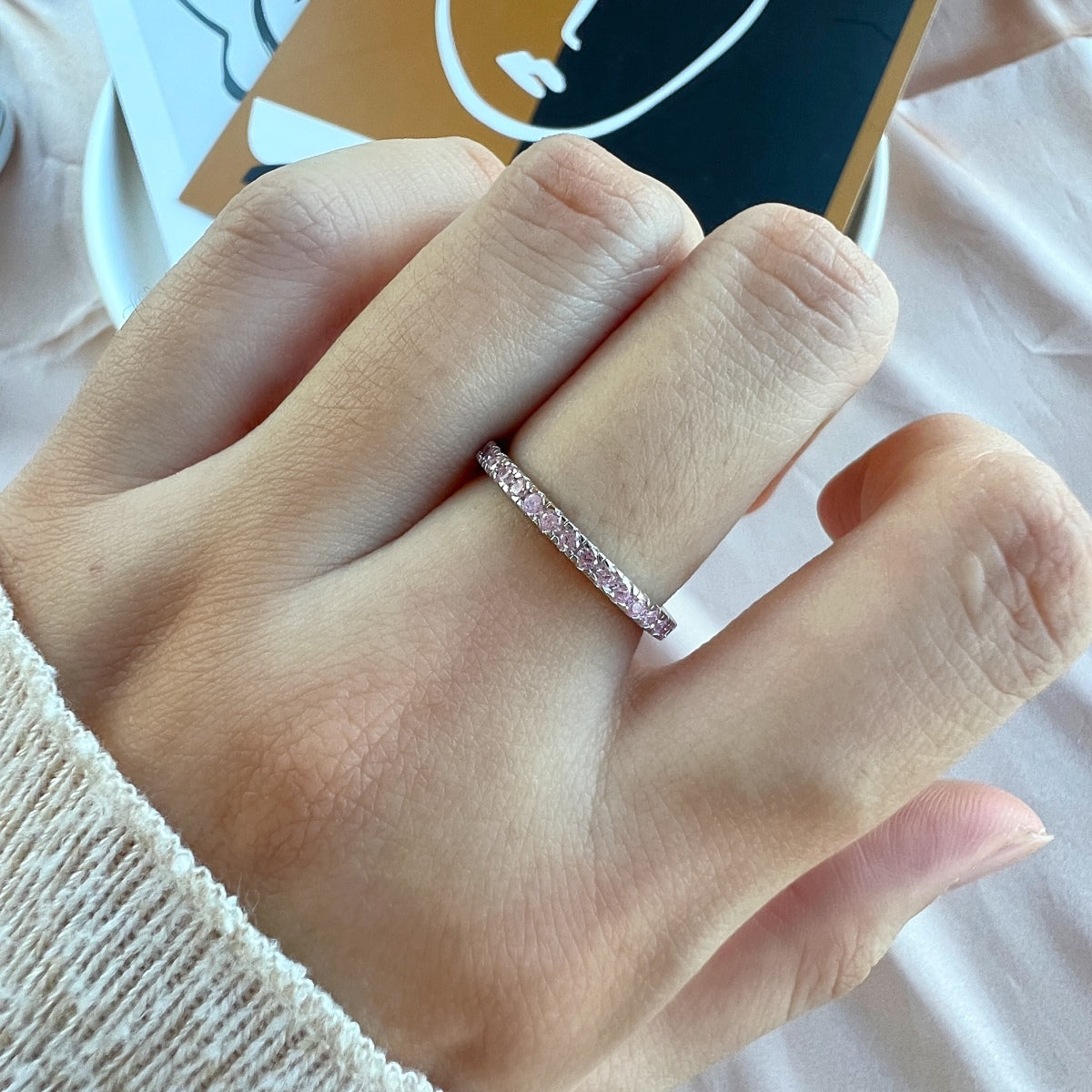 Angela Jewelry]Zarter funkelnder Alltagsring im Rundschliff