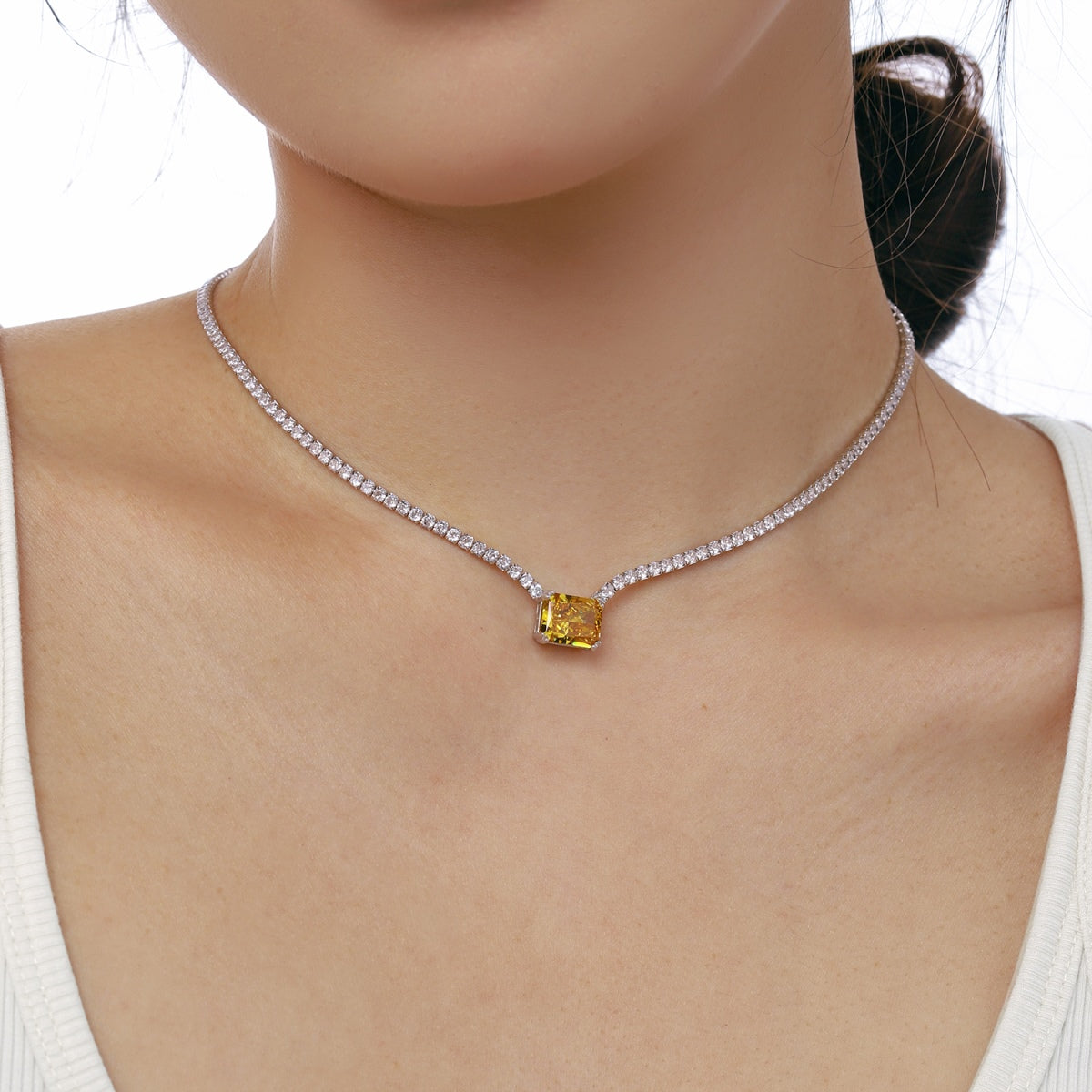 Angela Jewelry]4,0 Karat Elegante Halskette im Radiantschliff