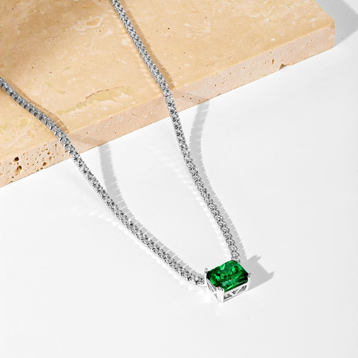 Angela Jewelry]4,0 Karat Elegante Halskette im Radiantschliff