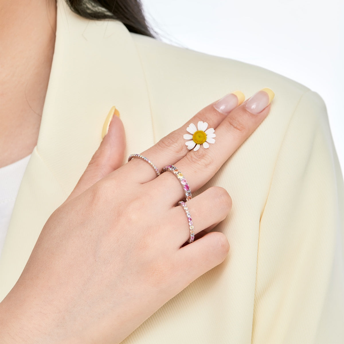 アンジェラジュエリー]華やかなカラフルなラウンドカットテニスリング