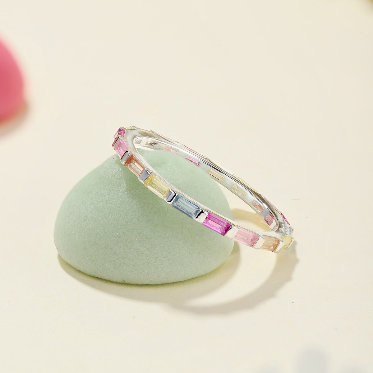 Angela Jewelry]Exquisiter mehrfarbiger Smaragdschliff-Tagesring