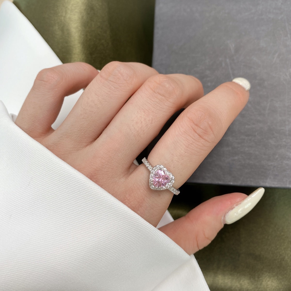 Angela Jewelry]Eternity Splashy Romantischer Herzform-Liebhaberring