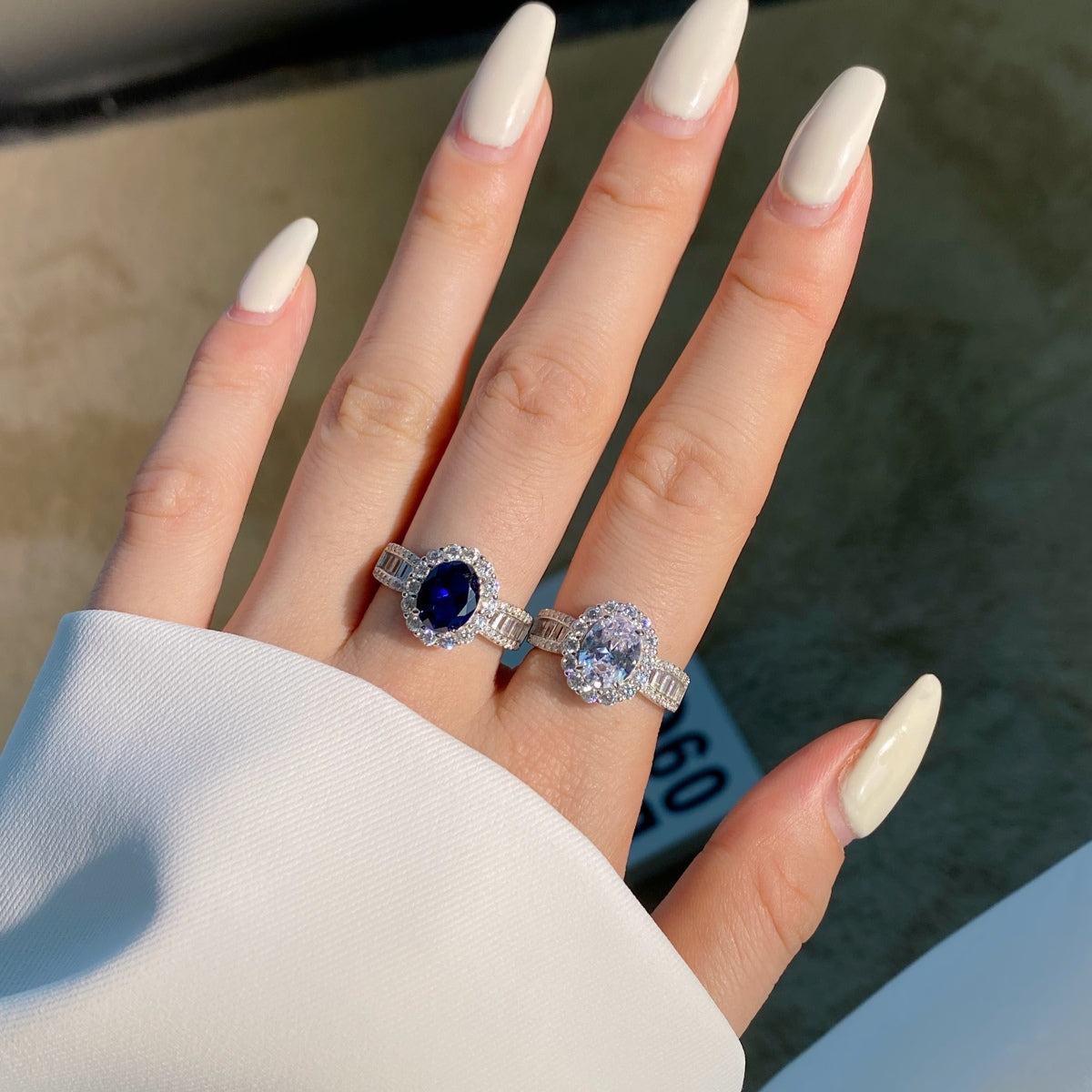 Angela Jewelry]1,5 Karat schillernder, charmanter Bankettring im Ovalschliff