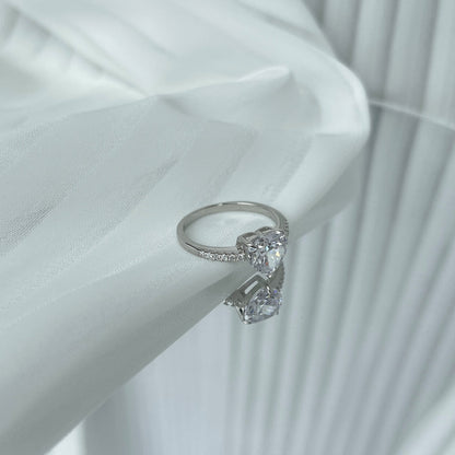 Angela Jewelry]2,0 Karat schillernder, glänzender Herzschliff-Liebhaberring