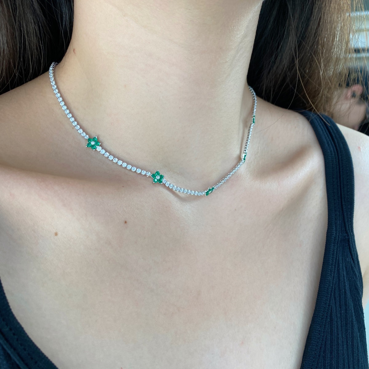 Angela Jewelry]Luxuriöse bunte Blumen-Tenniskette