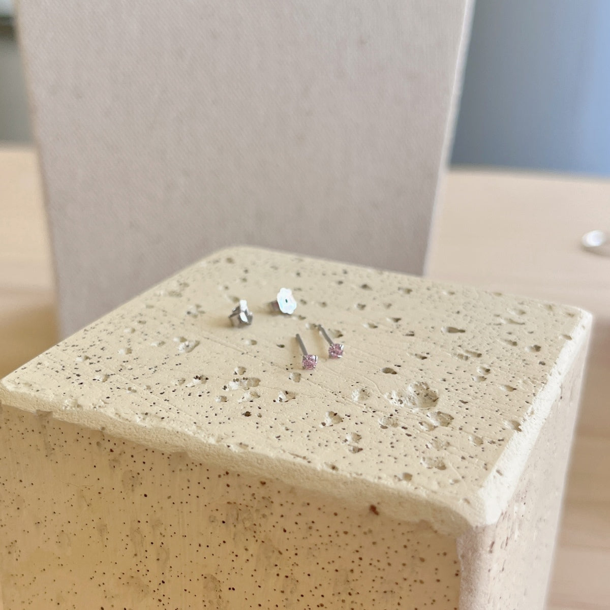 Angela Jewelry]Zarte Solitär-Ohrringe