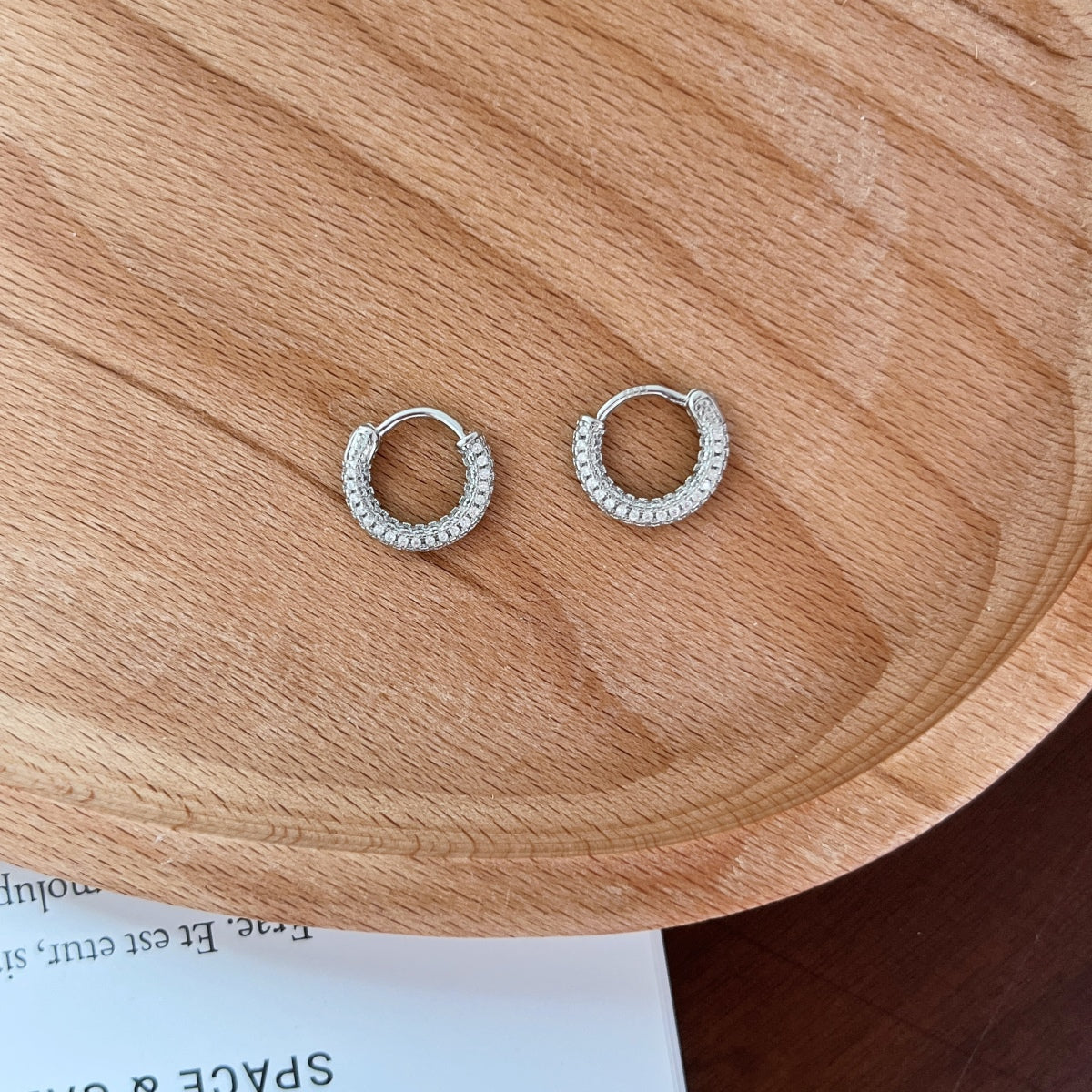 Angela Jewelry]Zarte, vielseitige Ohrringe für den Alltag