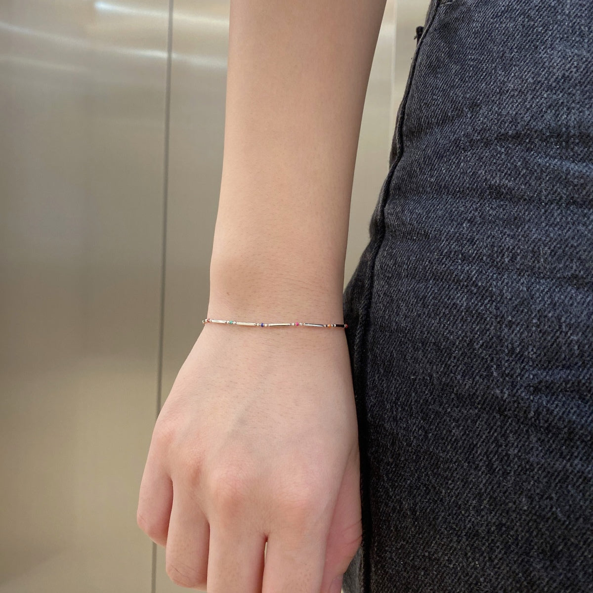 アンジェラジュエリー]ユニークでカラフルなデイリーブレスレット
