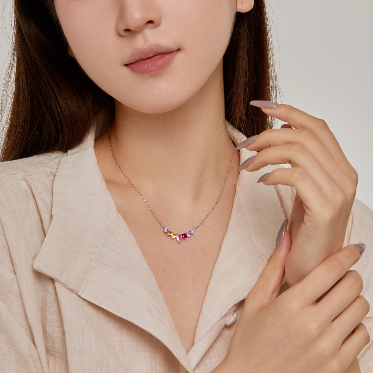 Angela Jewelry]Zierliche bunte Herzkette