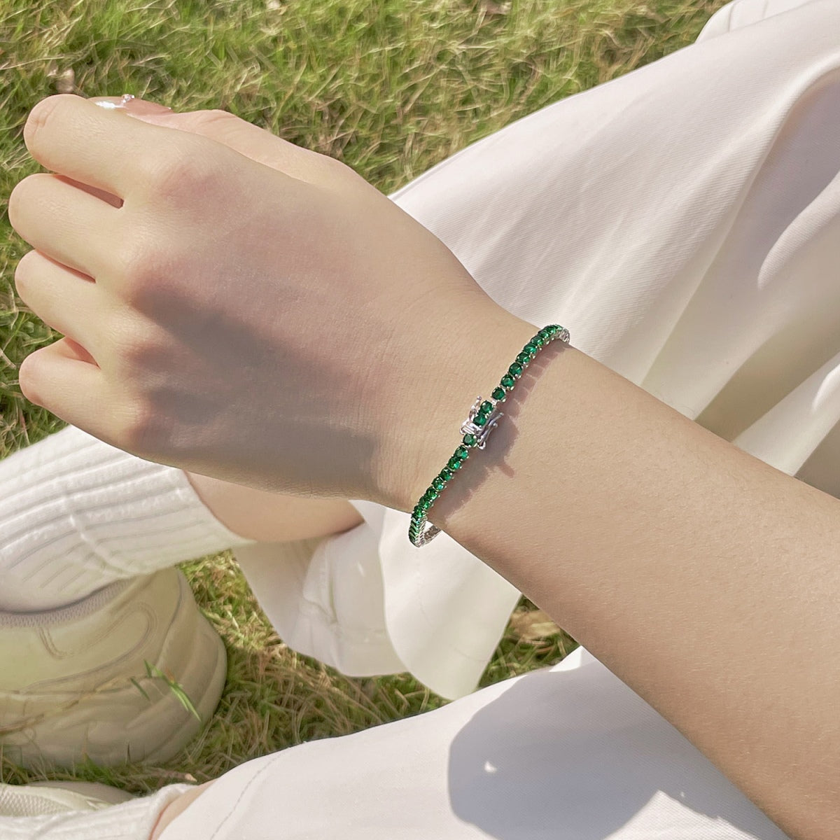 Angela Jewelry] Strahlend buntes Party-Armband im Rundschliff