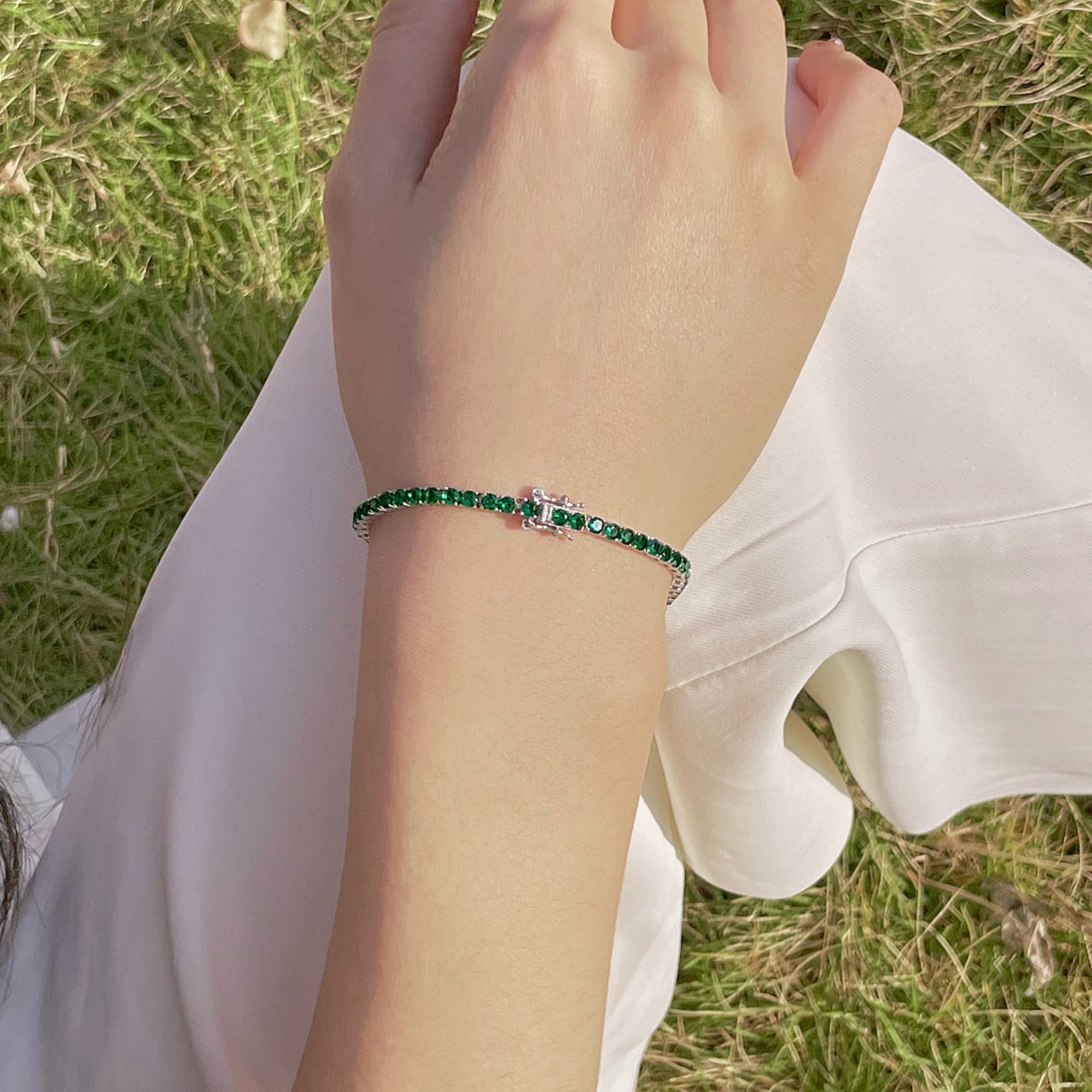 Angela Jewelry] Strahlend buntes Party-Armband im Rundschliff