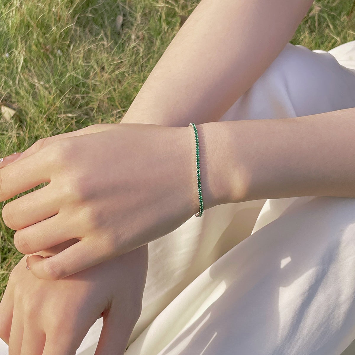 Angela Jewelry] Strahlend buntes Party-Armband im Rundschliff