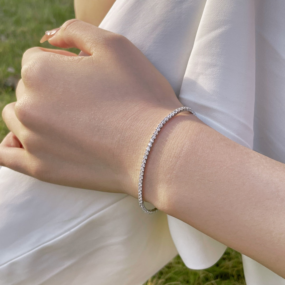Angela Jewelry] Strahlend buntes Party-Armband im Rundschliff