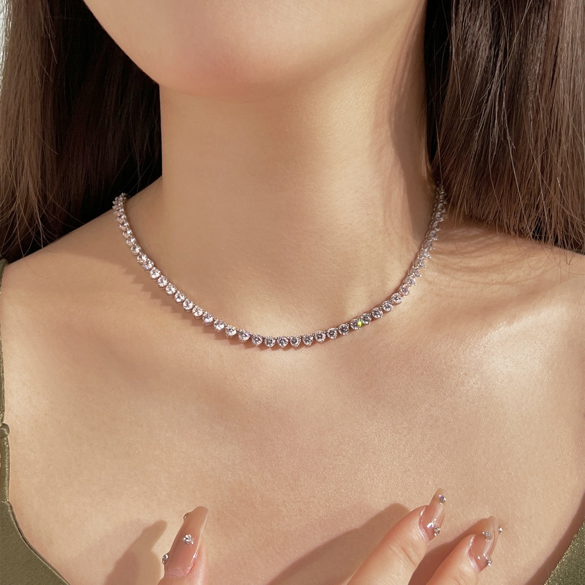 Angela Jewelry]Verzierte Tenniskette mit Herzschliff