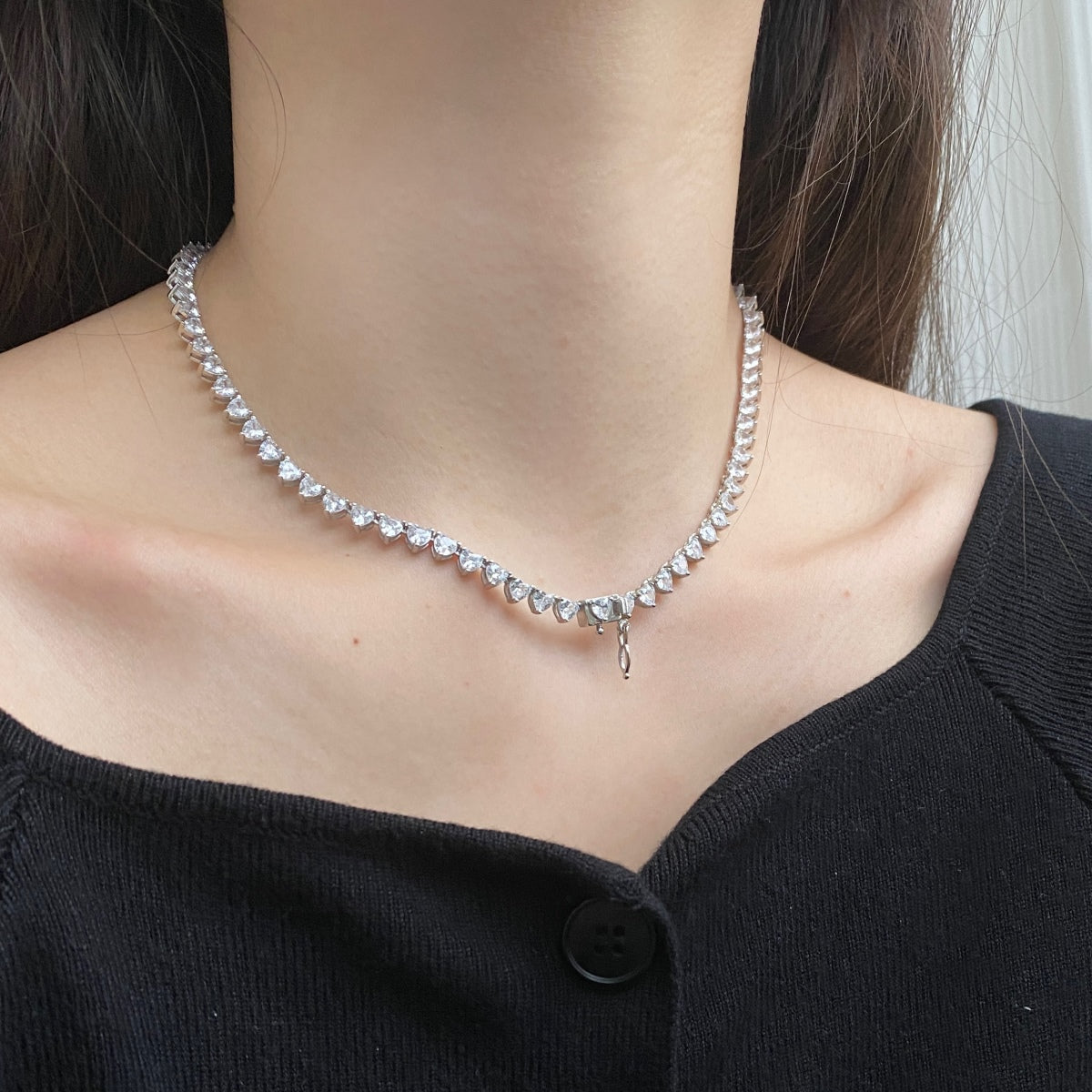 Angela Jewelry]Verzierte Tenniskette mit Herzschliff