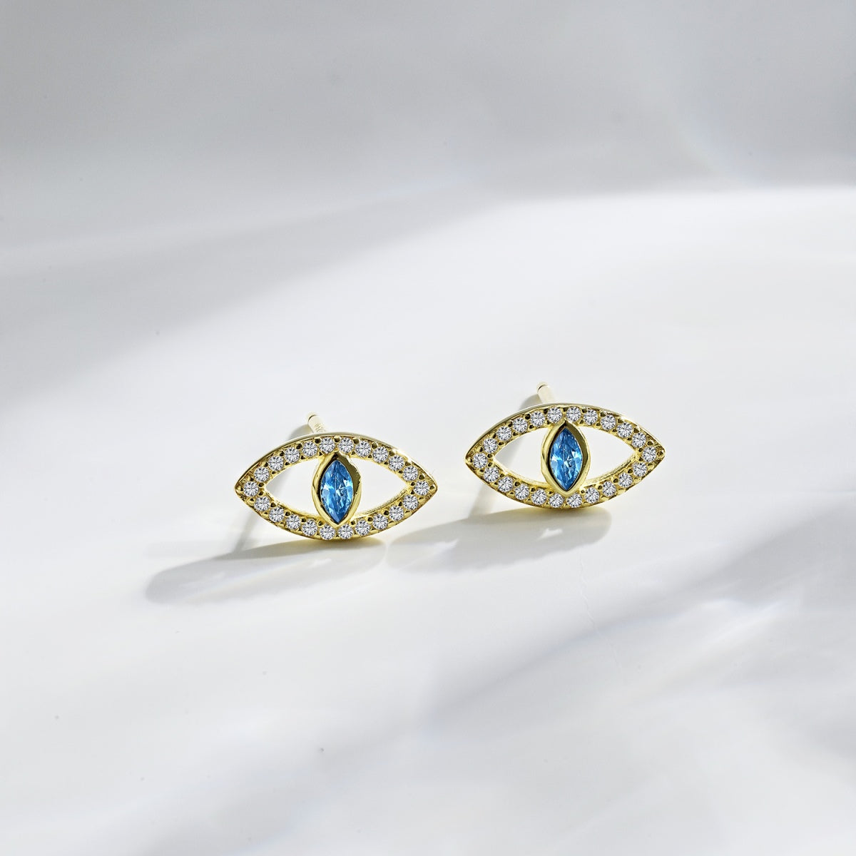Angela Jewelry] Blaue Teufelsaugen Hohlohrstecker