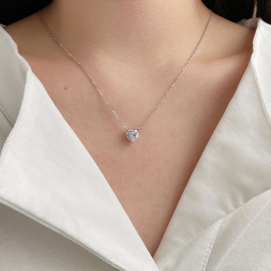 Angela Jewelry]Heart Shape Main Stone Pendant Collarbone Necklace