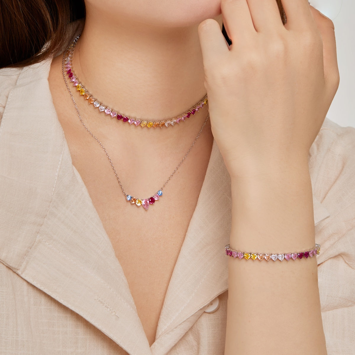 Angela Jewelry] Funkelnde bunte Tennis-Halskette mit Herz
