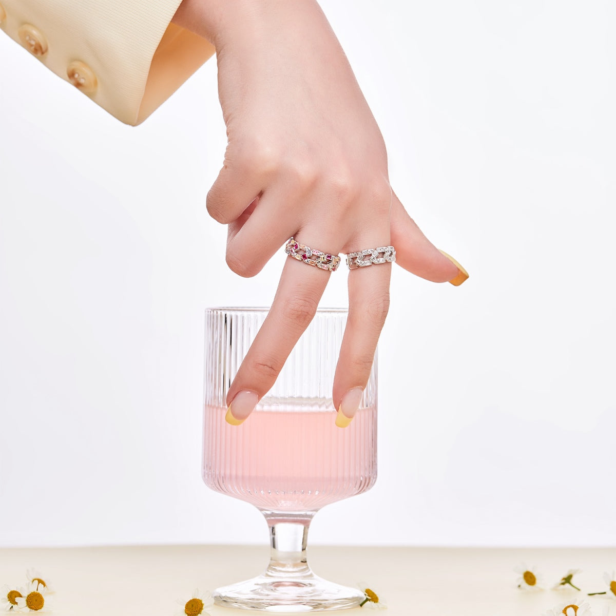 Angela Jewelry] Funkelnder, lebendiger Smaragdschliff-Ring für den Alltag