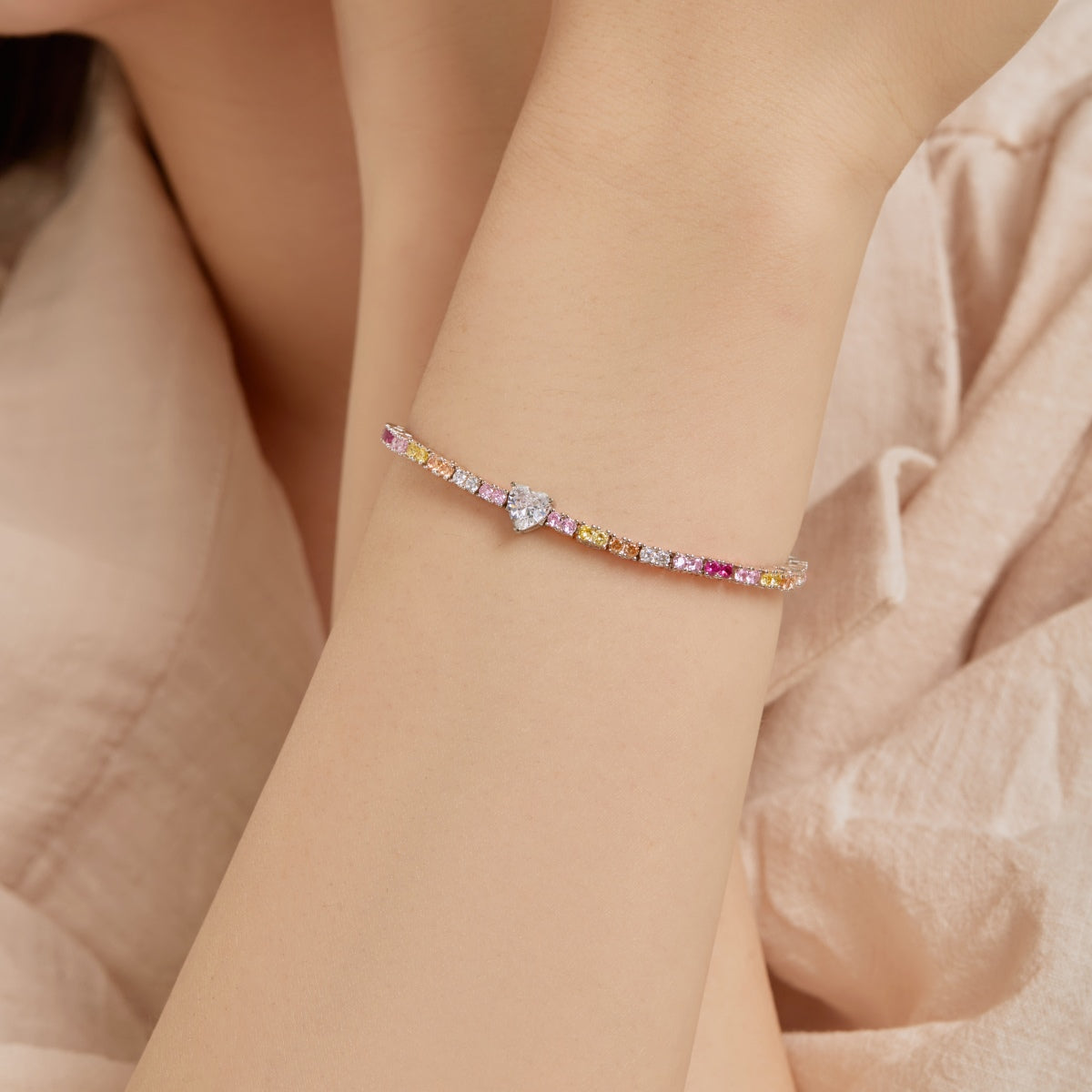 Angela Jewelry] Zartes romantisches Armband in Herzform für Liebhaber