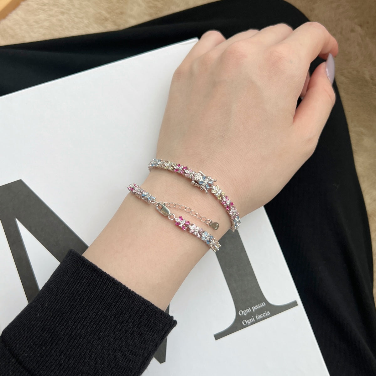 アンジェラジュエリー]輝くカラフルなエメラルドカットのパーティーブレスレット