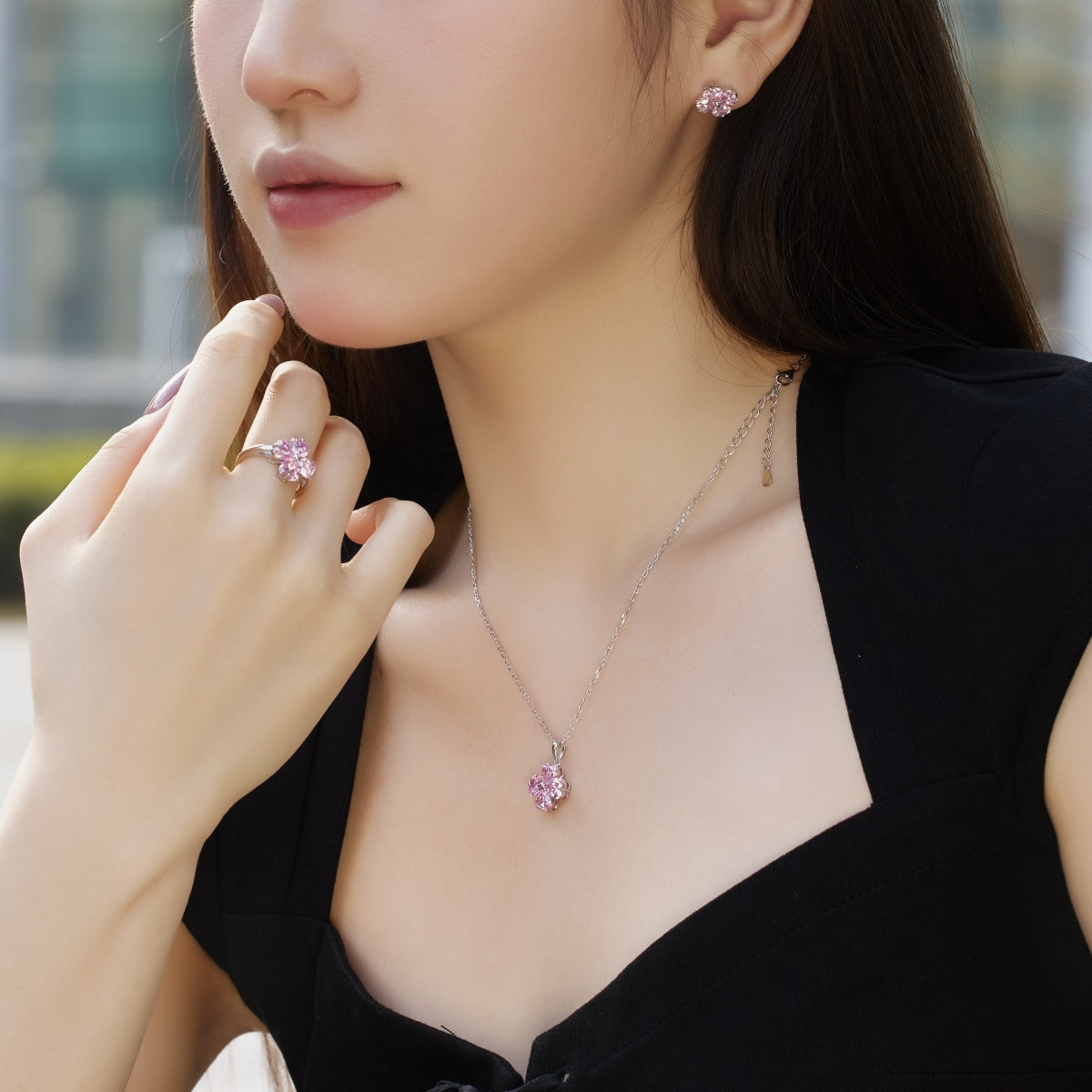 Angela Jewelry]Heart-Shaped Four-Leaf Clover Bead Necklace