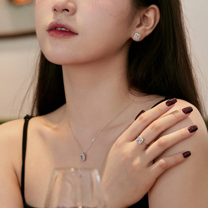 アンジェラジュエリー]1.0カラットの贅沢で繊細なエメラルドカットのデイリーイヤリング