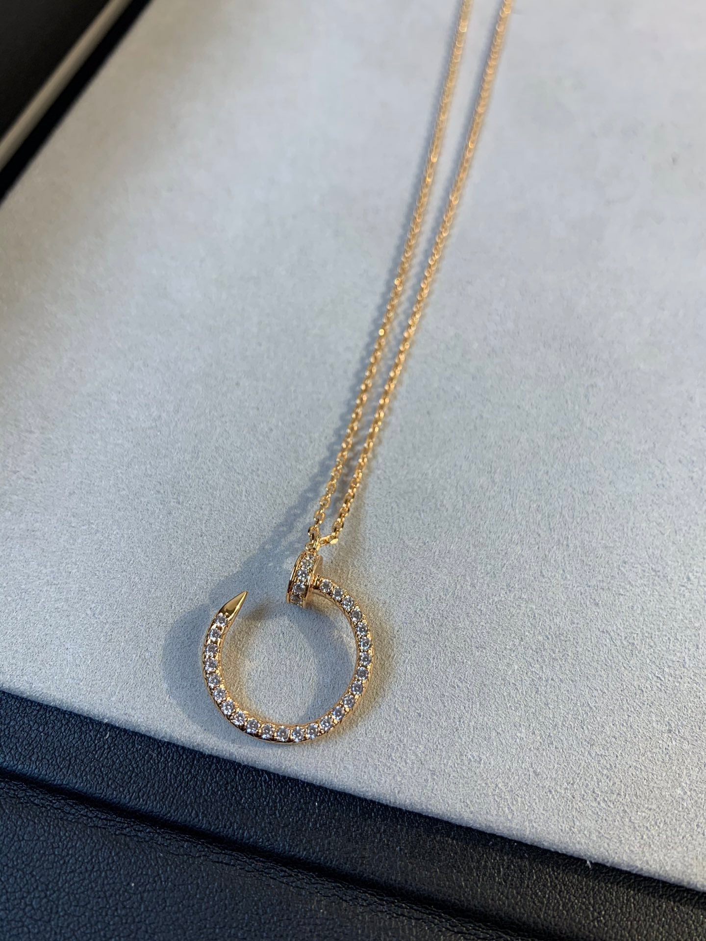 [Angela Schmuck]JUSTE HALSKETTE ROTGOLD DIAMANTEN 