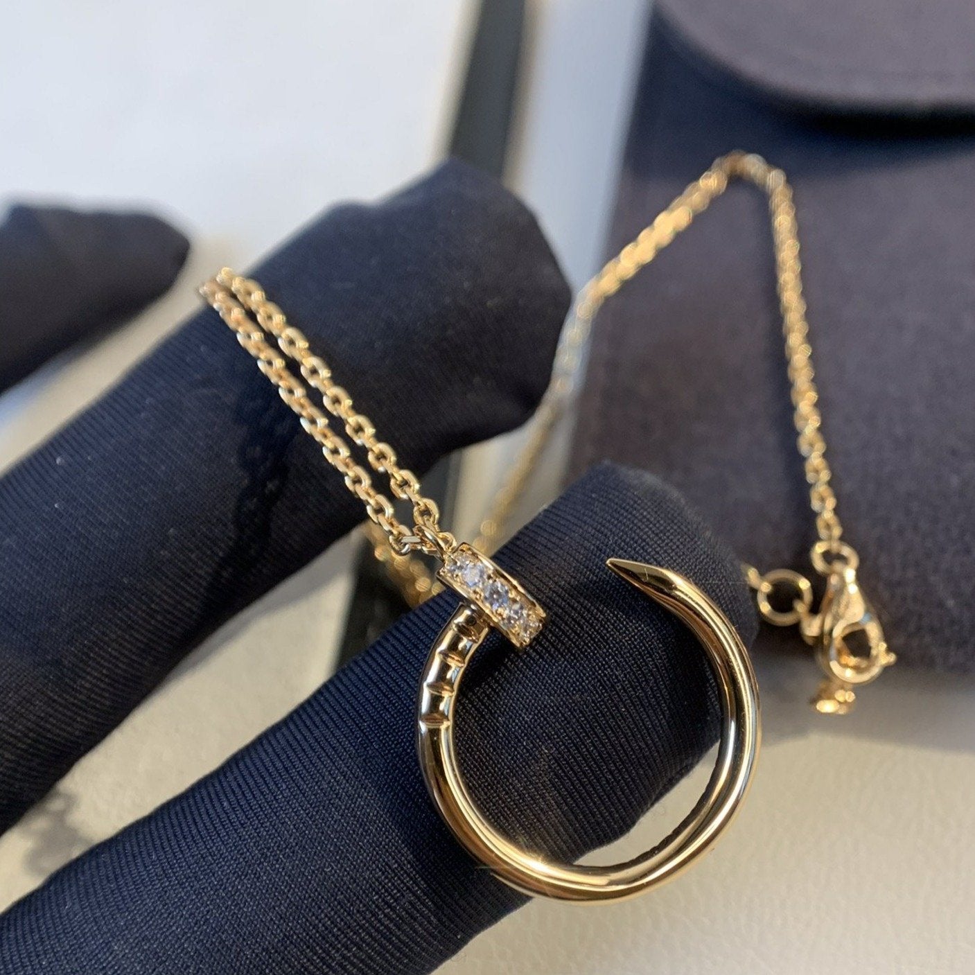 [Angela Schmuck]JUSTE HALSKETTE ROTGOLD DIAMANTEN 