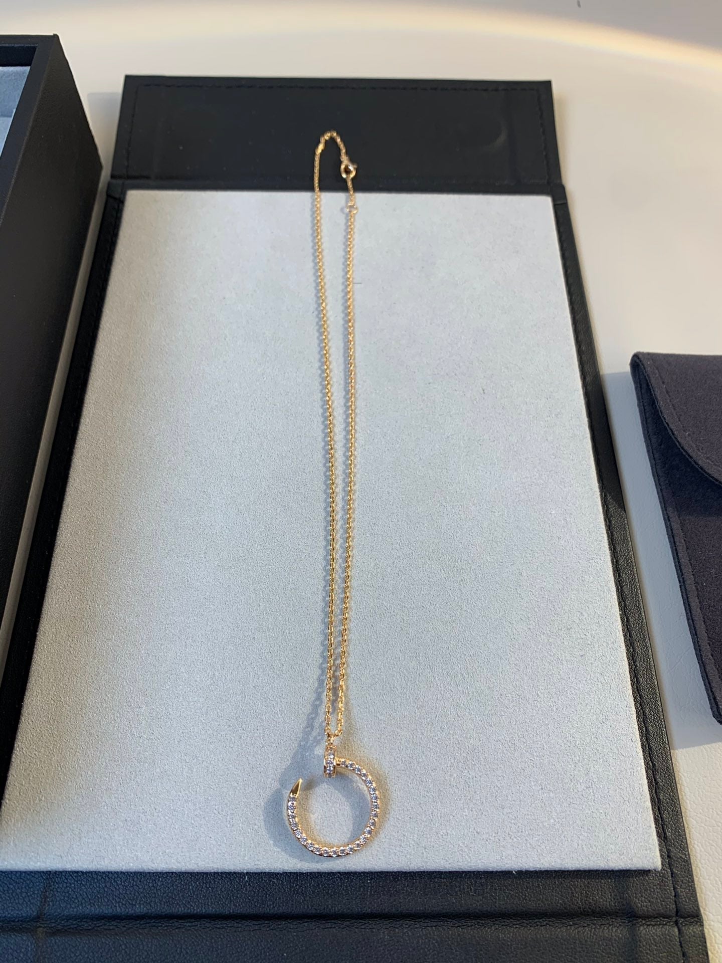 [Angela Schmuck]JUSTE HALSKETTE ROTGOLD DIAMANTEN 