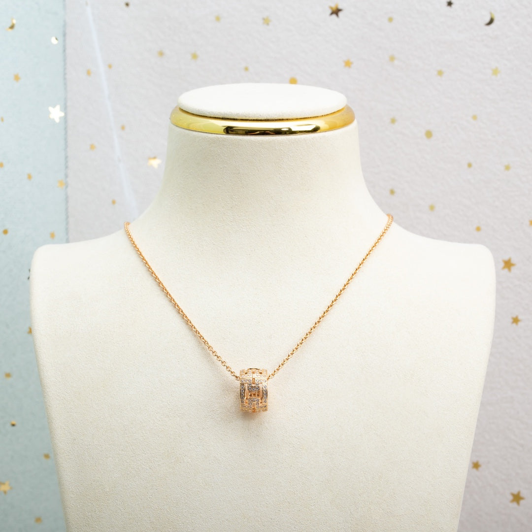 [Angela Schmuck]PARENTESI HALSKETTE ROTGOLD DIAMANT