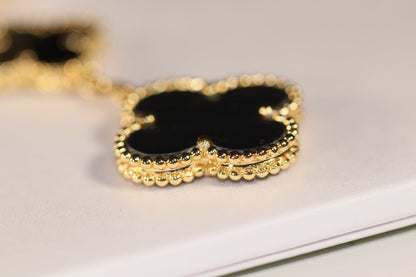 [Angela Schmuck] KLEEBLATT OHRRINGE GOLD ONYX MOP 3 MOTIV 