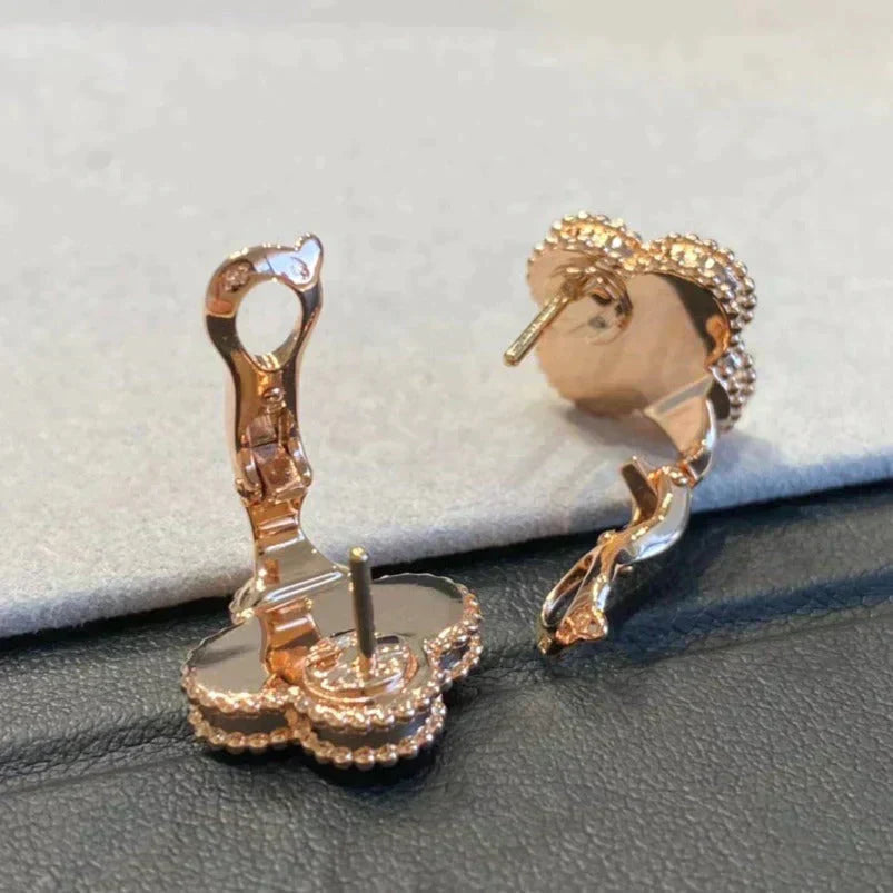 [Angela Schmuck]CLOVER MEDIUM 1 MOTIFS GRAU MOP DIAMANT OHRRINGE