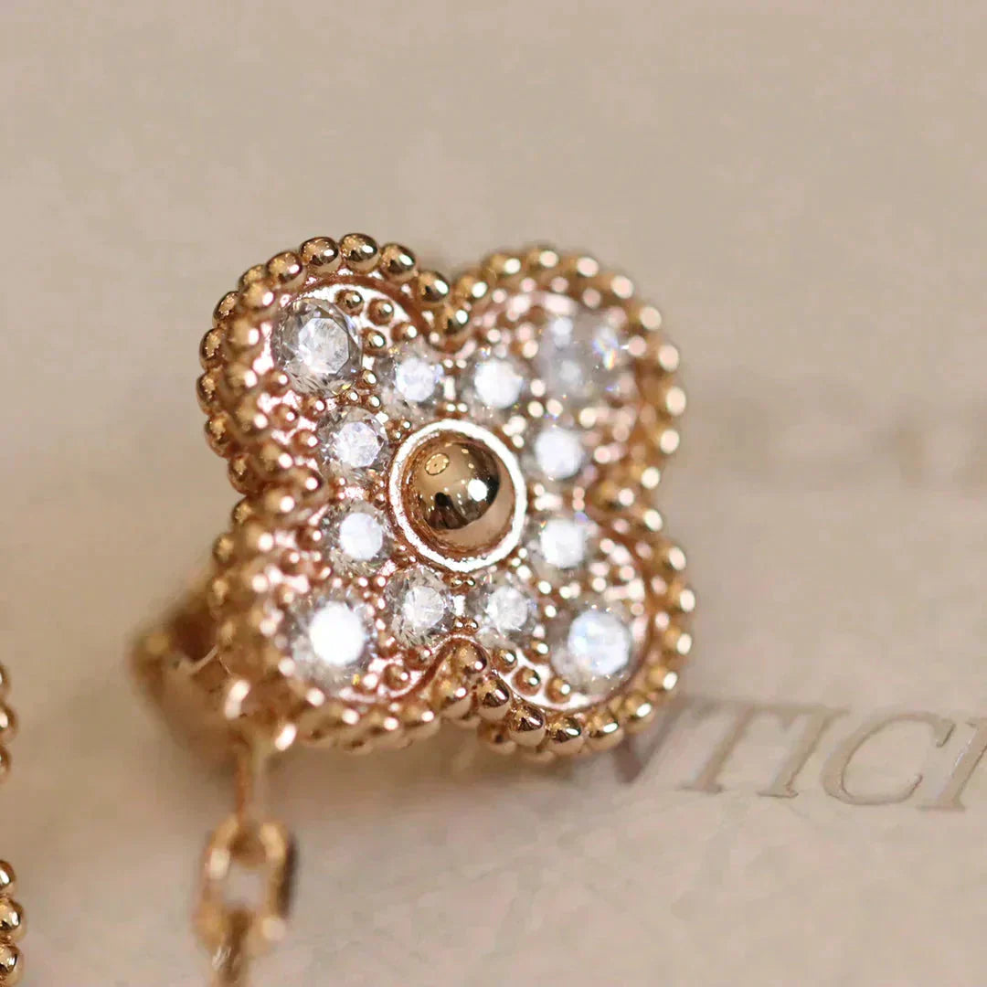 [Angela Jewellery]CLOVER MEDIUM 1 MOTIFS VOLLE DIAMANT-OHRRINGE