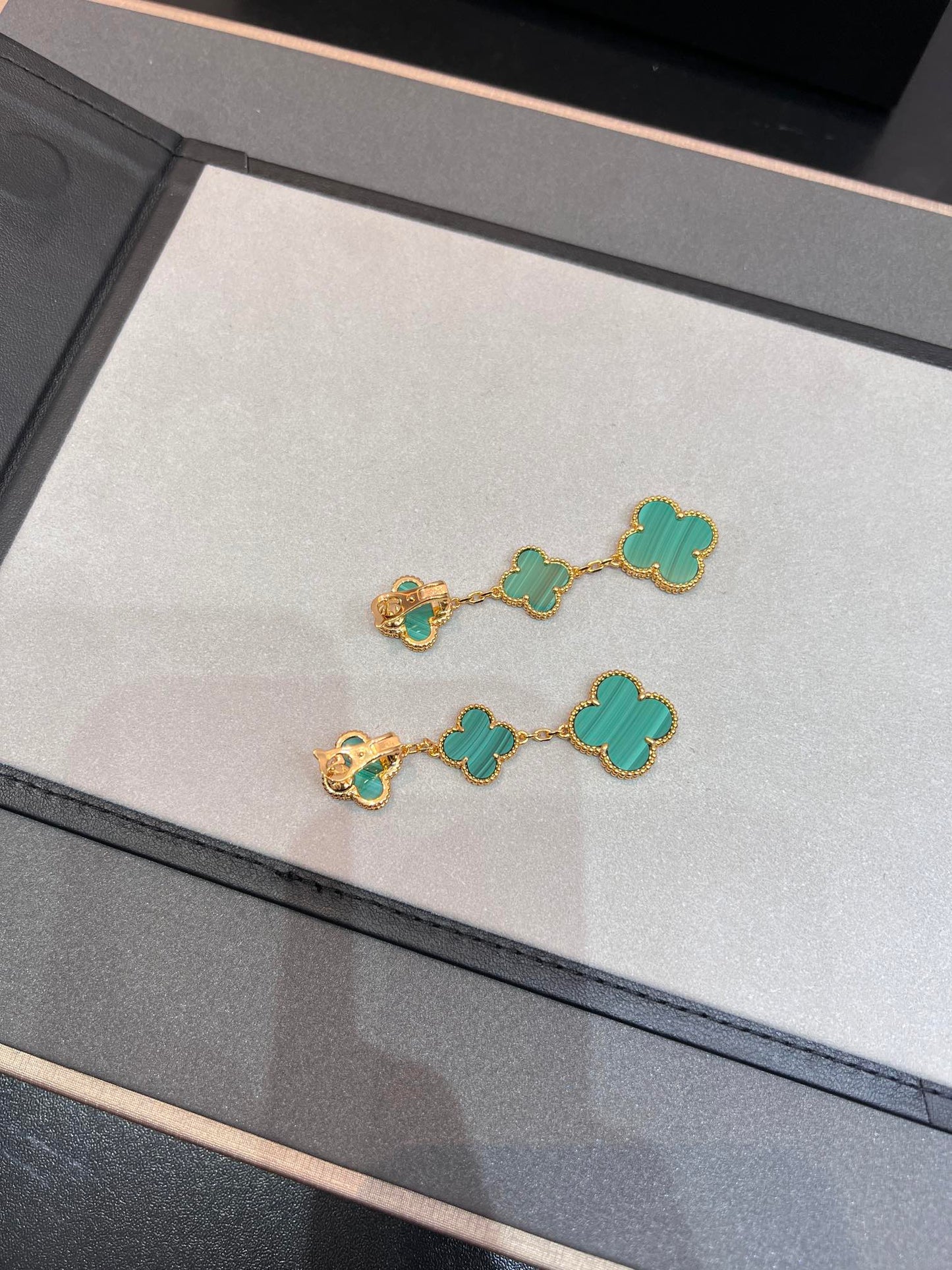 [Angela Schmuck]KLEEBLATT MALACHIT 3 MOTIVE GOLD 
