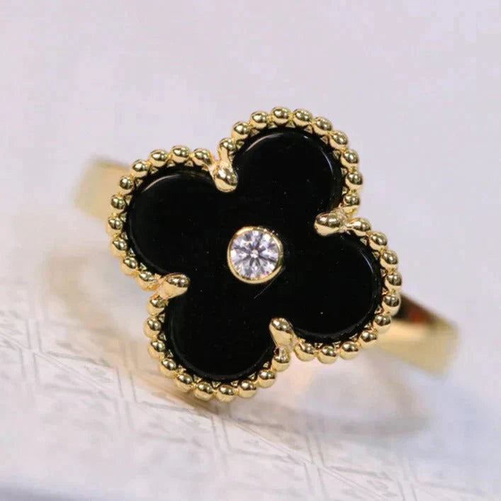 [Angela Schmuck] KLEEBLATT ONYX RING GOLD DIAMANT