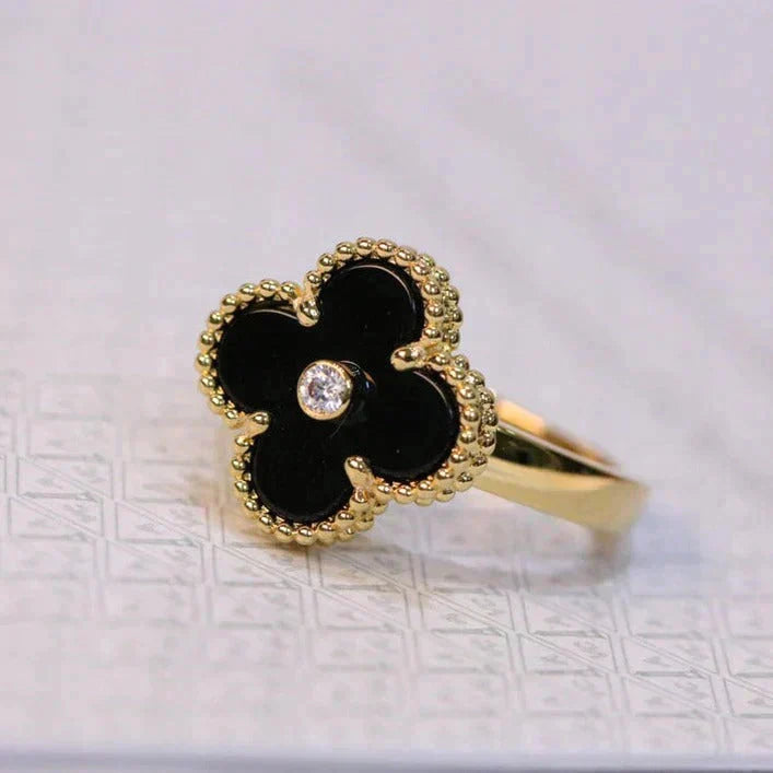 [Angela Schmuck] KLEEBLATT ONYX RING GOLD DIAMANT