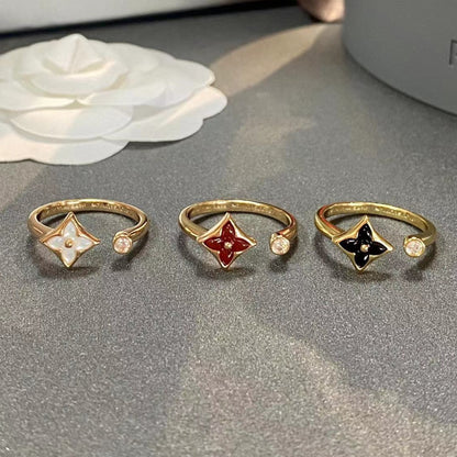 [Angela Jewellery] Offener Ring mit 1 Diamant im Sterndesign