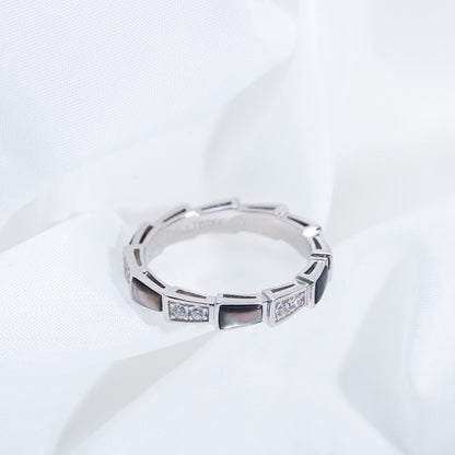 [Angela Schmuck]SERPENTI RING SILBER DIAMANT SCHWARZER MOP 3MM