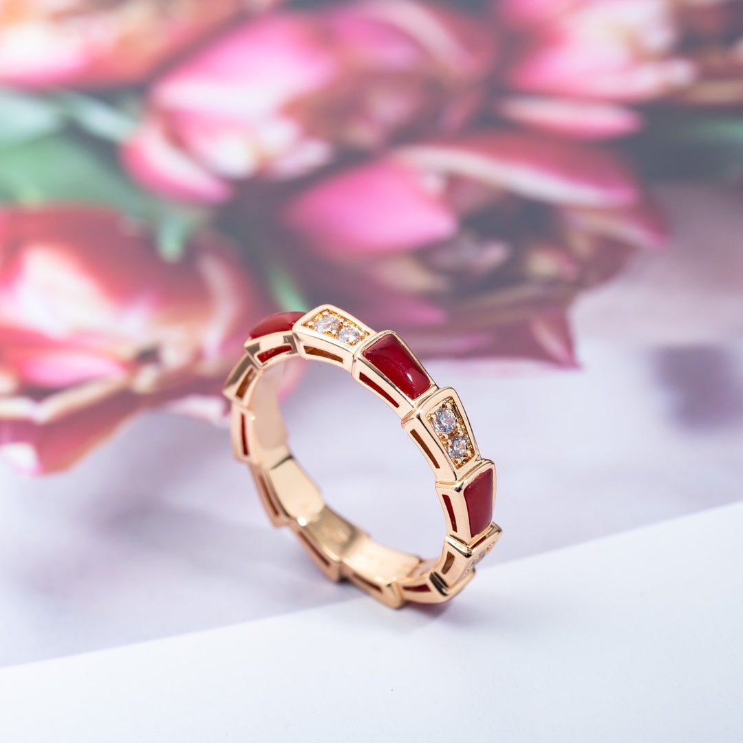 [Angela Jewellery]SERPENTI RING ROTGOLD KARNEOL DIAMANT 3MM