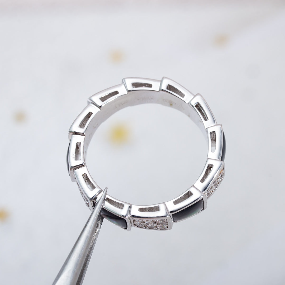 [アンジェラジュエリー]セルペンティリング シルバー ダイヤモンド ブラック モップ 4mm
