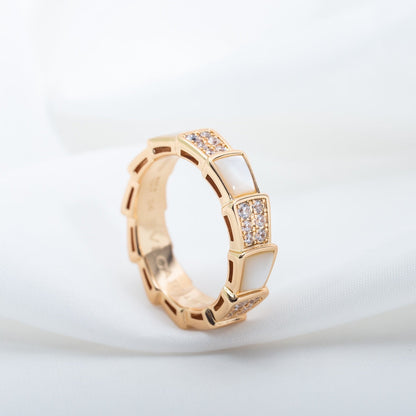 [Angela Jewellery] Serpenti Ring Roségold mit Perlmutt-Diamanten, 4 mm